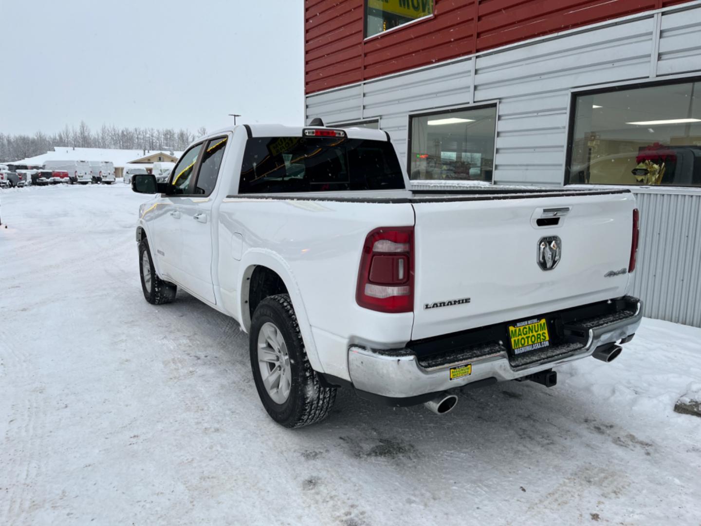 2020 WHITE /black leather RAM 1500 LARAMIE (1C6SRFDT5LN) with an 5.7L engine, Automatic transmission, located at 1960 Industrial Drive, Wasilla, 99654, (907) 274-2277, 61.573475, -149.400146 - Photo#2